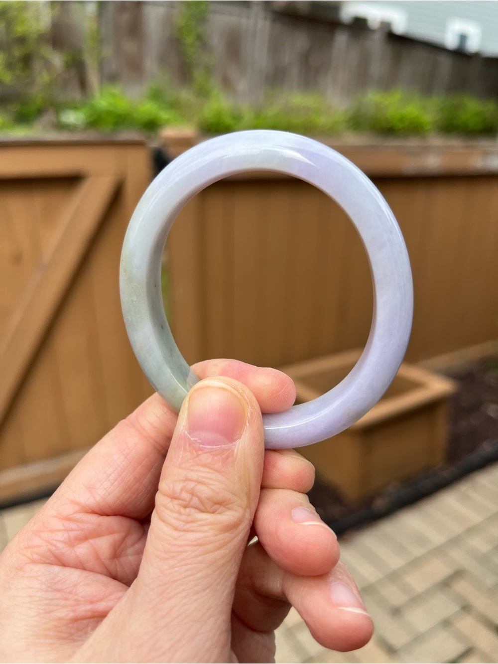 BW087-OL Oval 51.7/45.5mm Certified Untreated Grade A Burmese Jadeite Bangle